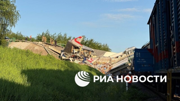 Крушение поездов в Брянской и Курской областях. Онлайн-репортаж