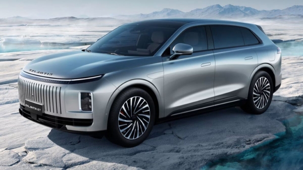 Кроссовер Exlantix ET и седан ES: объявлены цены в России