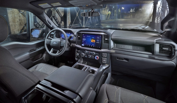 Новый Ford F-150 Lobo: «асфальтовая» версия пикапа с V8