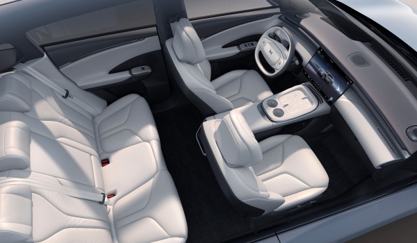 Представлен электрический кроссовер Xpeng G7 Представлен электрический кроссовер Xpeng G7