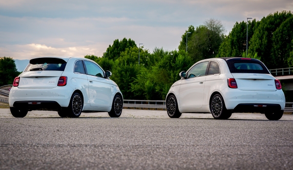 Новый Fiat 500 примерил ДВС вместо электромотора Новый Fiat 500 примерил ДВС вместо электромотора