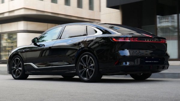 Гибрид Voyah Passion EVR: старт продаж и цена в России Гибрид Voyah Passion EVR: старт продаж и цена в России