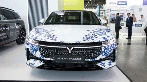 Гибрид Voyah Passion EVR: старт продаж и цена в России Гибрид Voyah Passion EVR: старт продаж и цена в России