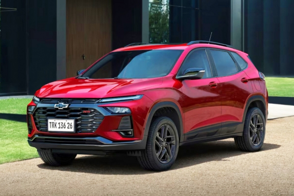 Кроссовер Chevrolet Tracker сменил лицо Кроссовер Chevrolet Tracker сменил лицо