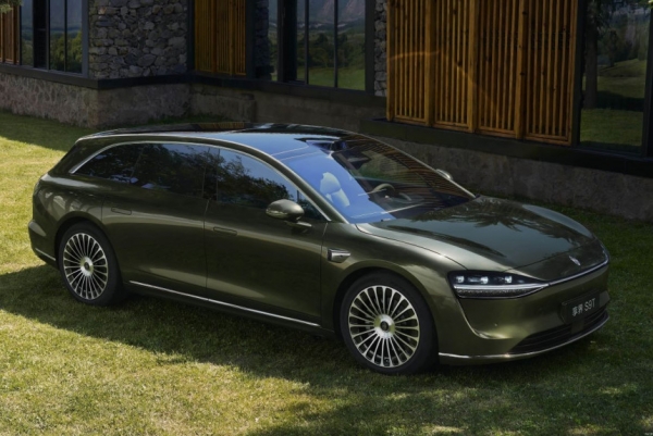 Huawei и BAIC показали роскошный универсал Stelato S9T