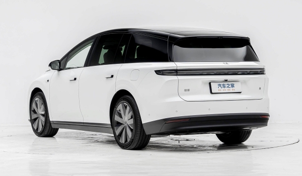 Кроссвэн Li i8 готов к выходу на рынок: подробности