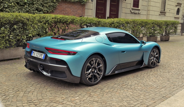 Суперкар Maserati MCPura стал эволюцией модели MC20