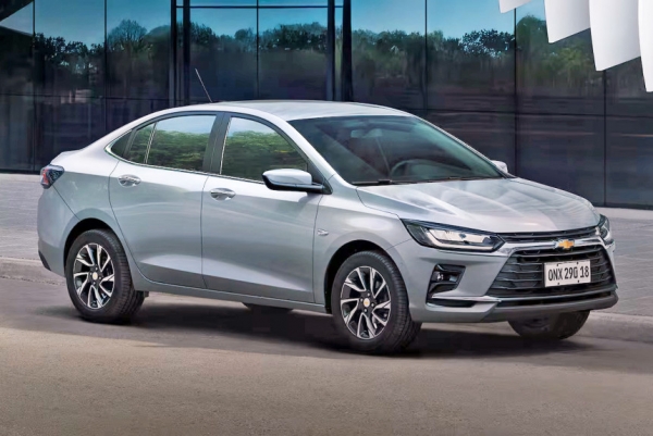 Обновлены седан и хэтчбек Chevrolet Onix Обновлены седан и хэтчбек Chevrolet Onix