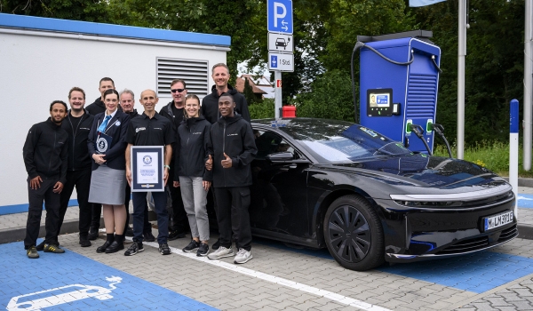 Седан Lucid Air поставил рекорд дальности хода Седан Lucid Air поставил рекорд дальности хода