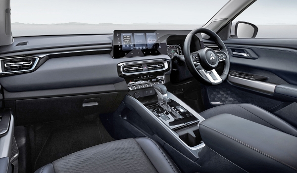 Представлен семиместный кроссовер Mitsubishi Destinator Представлен семиместный кроссовер Mitsubishi Destinator