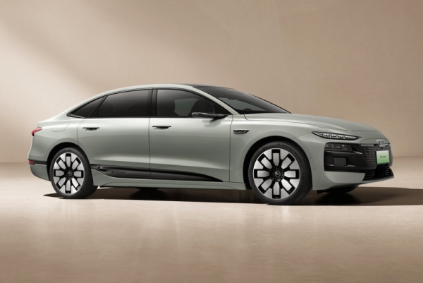 Седан Audi A6L e-tron — со своими техникой и электроникой Седан Audi A6L e-tron — со своими техникой и электроникой