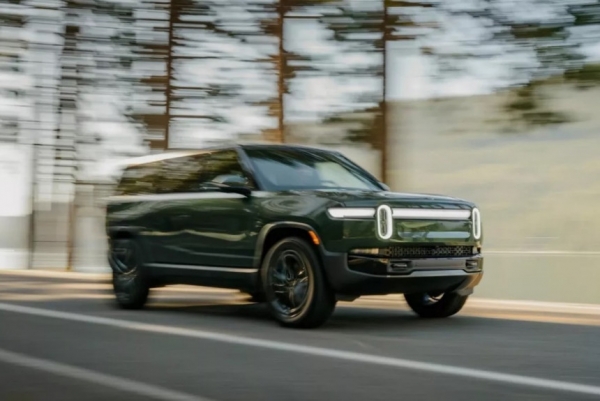 Четырехмоторные Rivian R1S и R1T Quad возвращаются