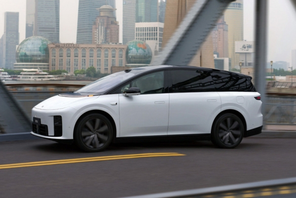 Кроссвэн Li i8 готов к выходу на рынок: подробности