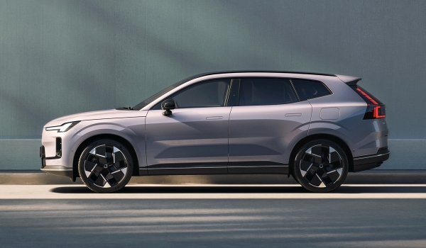 Новый кроссовер Volvo XC70: официальная премьера