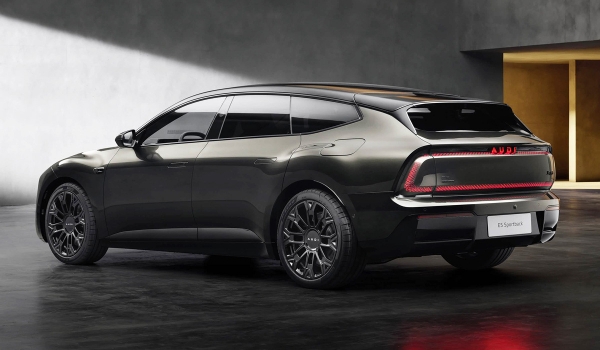 AUDI E5 Sportback выходит на рынок в четырех версиях AUDI E5 Sportback выходит на рынок в четырех версиях