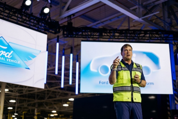 Ford готовит дешевый электропикап и новый тип конвейера Ford готовит дешевый электропикап и новый тип конвейера
