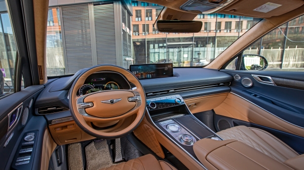 Противопоставляем дизельные Genesis GV80 и VW Touareg Противопоставляем дизельные Genesis GV80 и VW Touareg