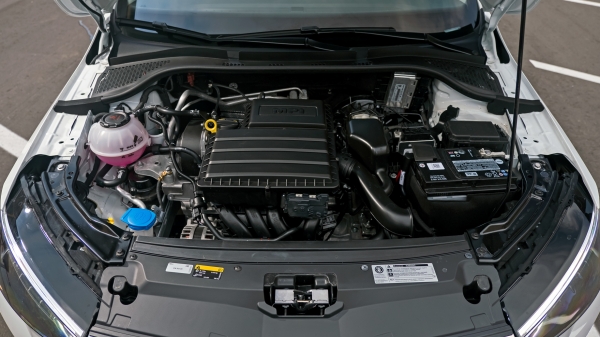 Сверяем обновления хитов Hyundai Solaris и&nbsp;Skoda Rapid