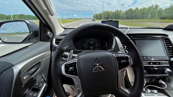 Примеряем статус флагмана на обновлённый Mitsubishi Pajero Sport Примеряем статус флагмана на обновлённый Mitsubishi Pajero Sport