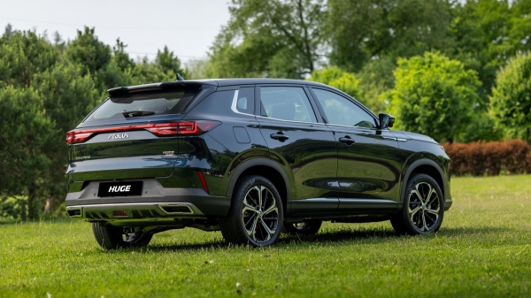 Кроссовер Dongfeng Huge вышел на российский рынок