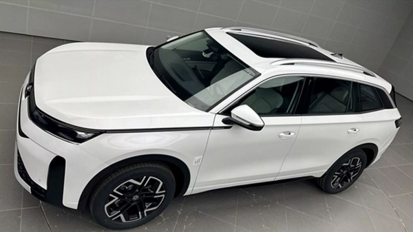 Показан обновленный кроссовер Volkswagen Tavendor Показан обновленный кроссовер Volkswagen Tavendor