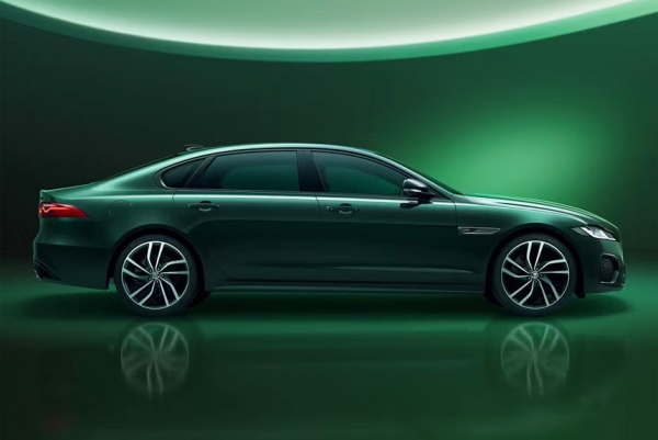 Муки компании JLR: юбилейный Jaguar и смена руководителя