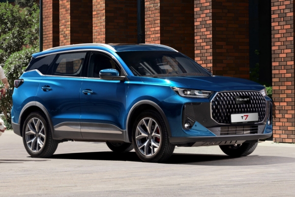 Расширение гаммы: показан кроссовер Tenet T7