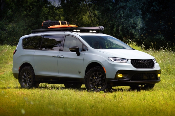 Минивэн Chrysler Pacifica подготовлен для бездорожья Минивэн Chrysler Pacifica подготовлен для бездорожья