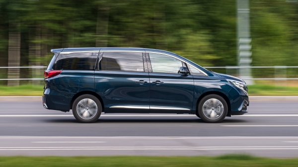 Выбираем между максивэнами Chrysler Pacifica и GAC GN8 Выбираем между максивэнами Chrysler Pacifica и GAC GN8