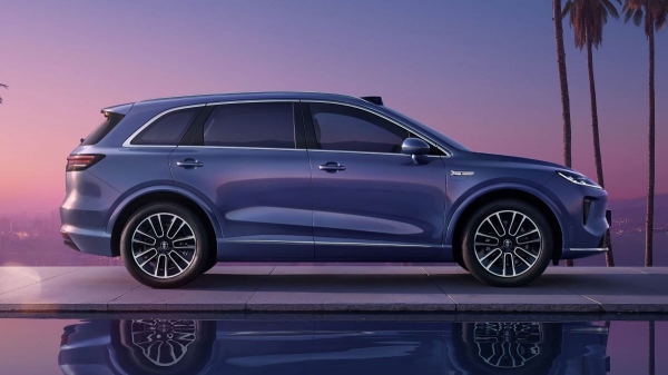 Huawei и SAIC полностью рассекретили кроссовер Shangjie H5 Huawei и SAIC полностью рассекретили кроссовер Shangjie H5