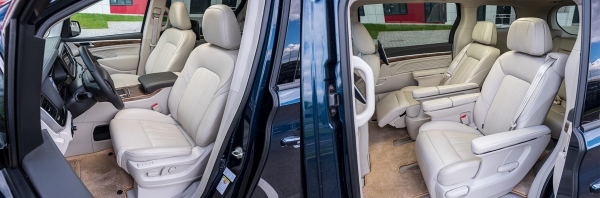 Выбираем между максивэнами Chrysler Pacifica и GAC GN8 Выбираем между максивэнами Chrysler Pacifica и GAC GN8