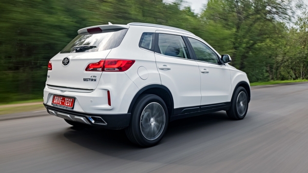 Находим старомодным кроссовер FAW&nbsp;Bestune&nbsp;X40