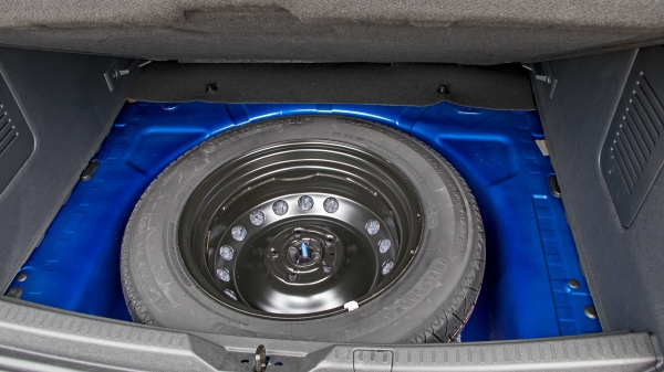 Выставляем старый Renault Kaptur 2.0 против обновлённого 150 TCe