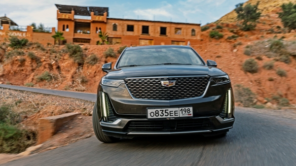 Пылим по&nbsp;марокканским дорогам на&nbsp;кроссовере Cadillac XT6