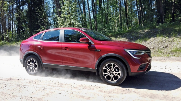 Убеждаемся в компромиссности кроссовера Renault Arkana TCe 150 Убеждаемся в компромиссности кроссовера Renault Arkana TCe 150