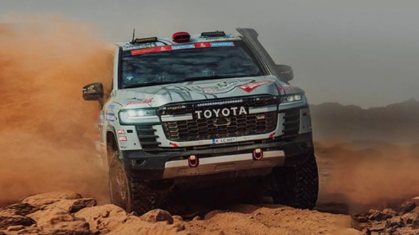 Toyota Land Cruiser 300: новая спецверсия Rally Raid