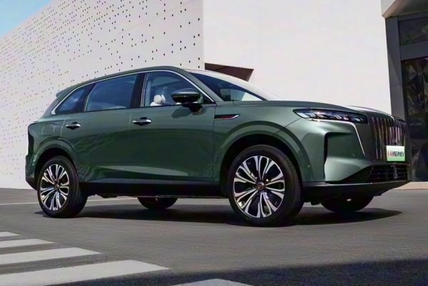 Представлен гибридный кроссовер Hongqi HS6 Представлен гибридный кроссовер Hongqi HS6