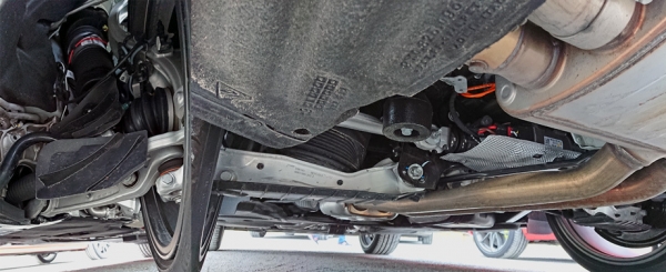 Комплектуем гамму Porsche Cayenne версией Turbo S E-Hybrid