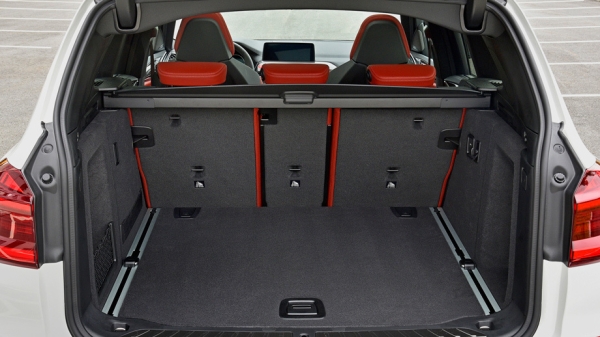 Плавим шины кроссоверов BMW X3 M и&nbsp;X4 M Competition