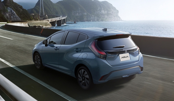 Представлен обновленный хэтчбек Toyota Aqua Представлен обновленный хэтчбек Toyota Aqua