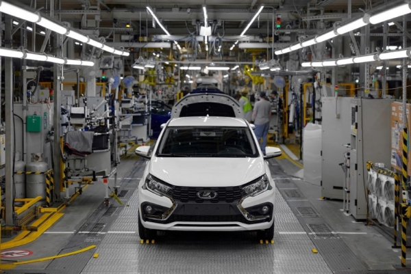 В Санкт-Петербурге начался выпуск автомобилей Лада Искра В Санкт-Петербурге начался выпуск автомобилей Лада Искра