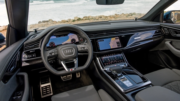 Мечтаем о&nbsp;дизеле за&nbsp;рулём кроссовера Audi&nbsp;Q8&nbsp;55 TFSI