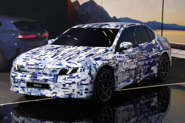 Серийный седан BMW i3 Neue Klasse показан в камуфляже Серийный седан BMW i3 Neue Klasse показан в камуфляже