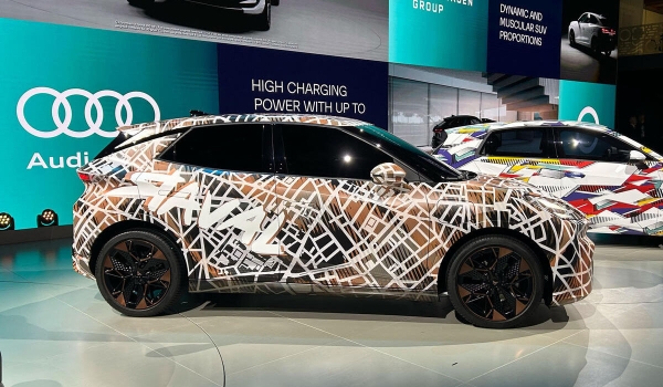 Хэтчбек Cupra Raval станет первенцем нового семейства