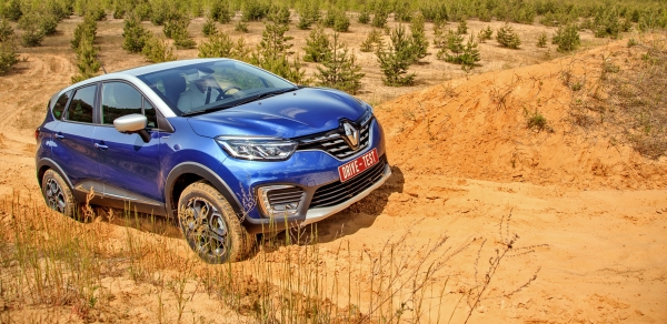 Выставляем старый Renault Kaptur 2.0 против обновлённого 150 TCe