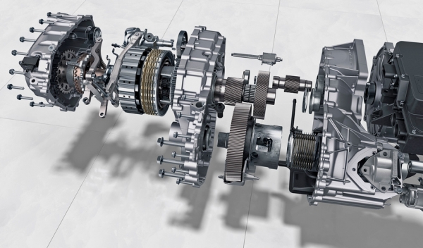 Разряжаем 800-вольтовые седаны Porsche Taycan Разряжаем 800-вольтовые седаны Porsche Taycan