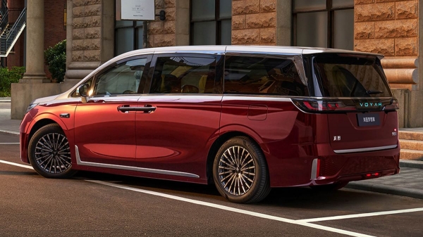 Обновленный минивэн Voyah Dreamer: 800 вольт и танковый разворот Обновленный минивэн Voyah Dreamer: 800 вольт и танковый разворот