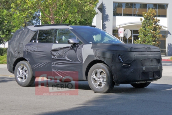 Новый кроссовер Hyundai Tucson вышел на испытания