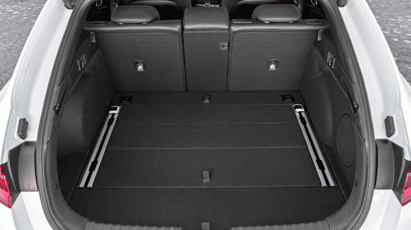 Трясёмся в&nbsp;стильных универсалах Kia&nbsp;ProCeed GT и&nbsp;GT-Line