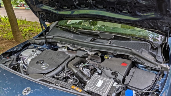 Проводим время с компактвэном Mercedes-Benz B 200 Проводим время с компактвэном Mercedes-Benz B 200